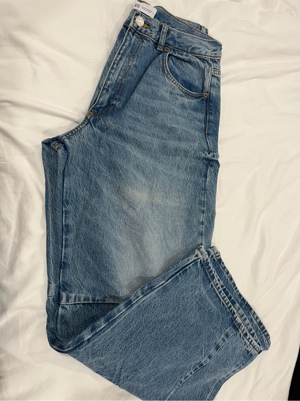 Zara womens Classic High-Rise Light Blue balloon Jeans size 6